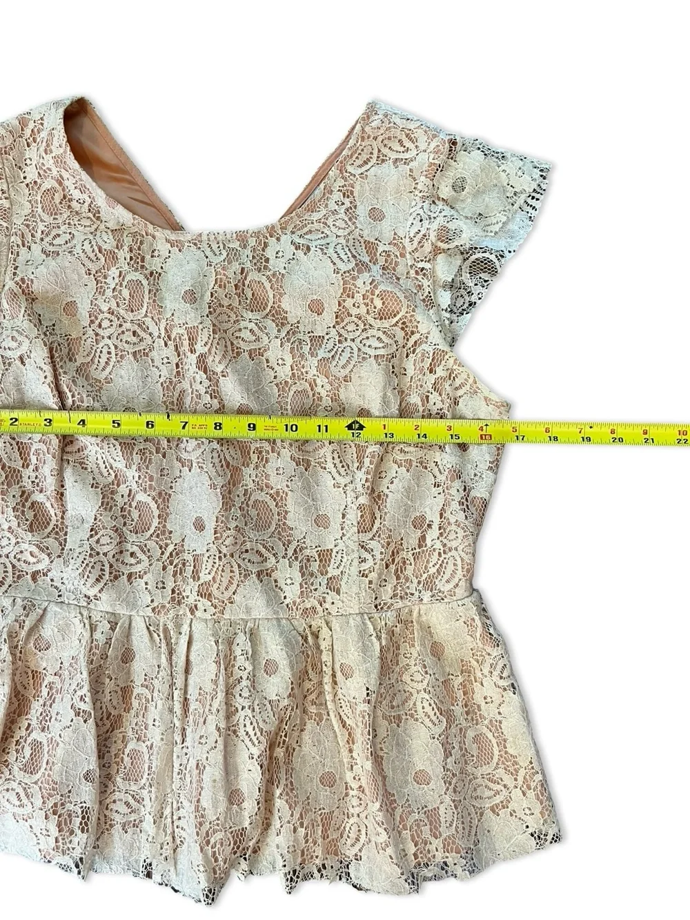 Maeve Anthropologie Lace Peplum Top Size Large Cream Floral Lace Romantic Boho - Picture 10 of 14
